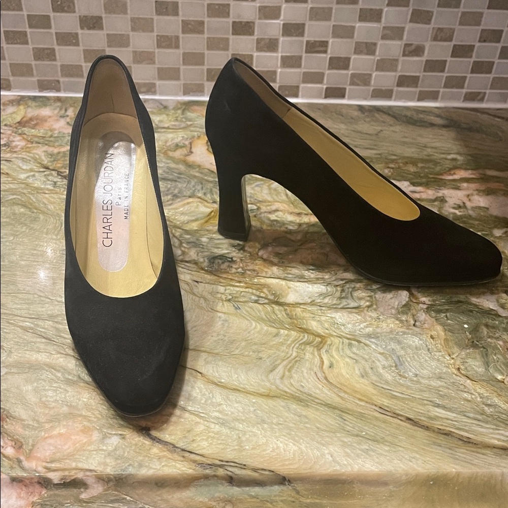 Charles Jordan Vintage Black Suede Sculpted Heel Pumps 39 EXCELLENT